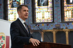 Ideiglenesen dr. Pásztor Bálintot bízta meg a VMSZ vezetésével a párt Tanácsa