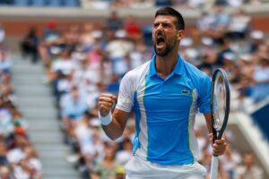 Djokovic egy elveszített szettel kezdte a párizsi nyolcaddöntős meccsét, de a végén ő örülhetett