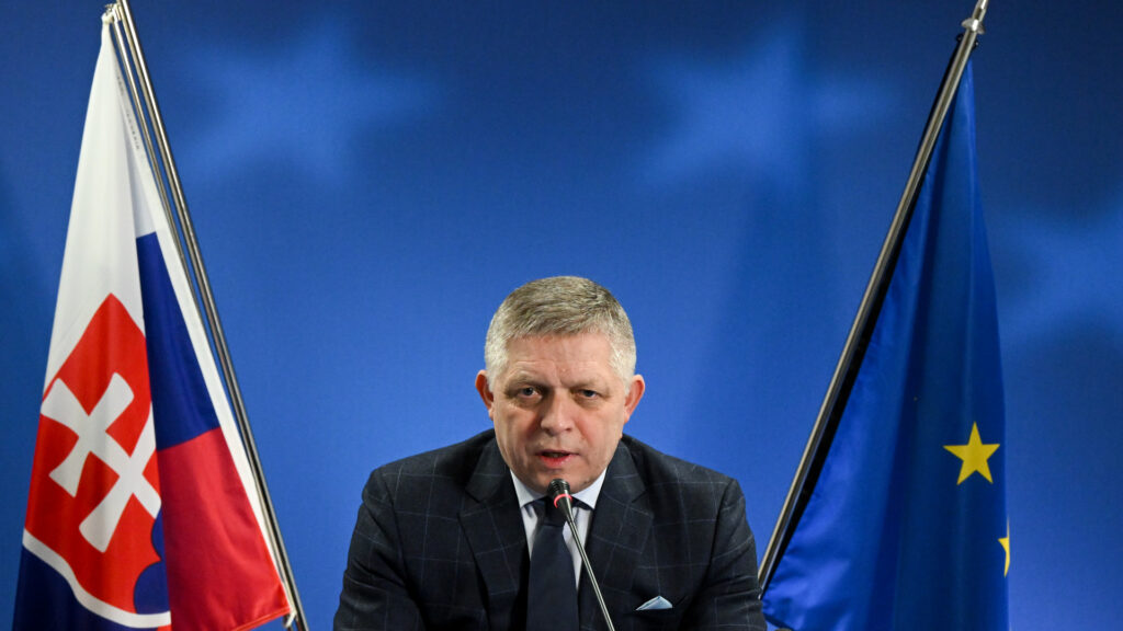 Fico szerint az EU-ban mindenkire drasztikus hatásai lesznek az ukrajnai gáztranzit leállításának
